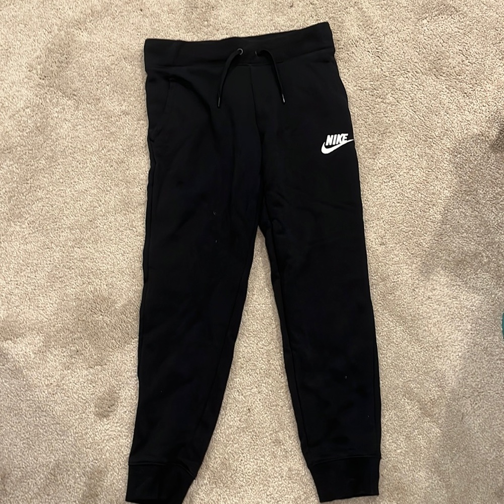 NIKE Girls Sweatpants Size Medium in BLACK
